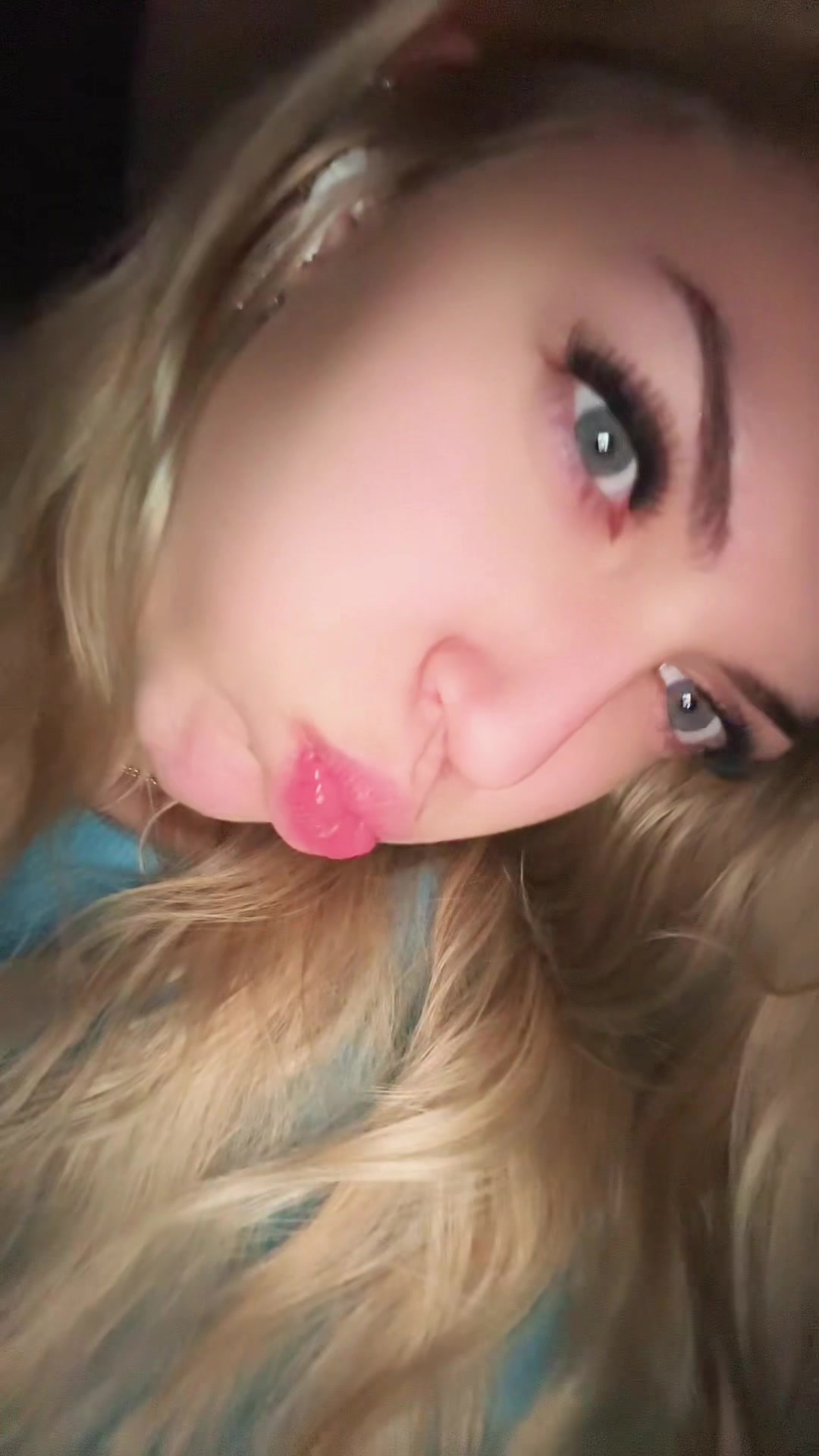 @ameliawalllis