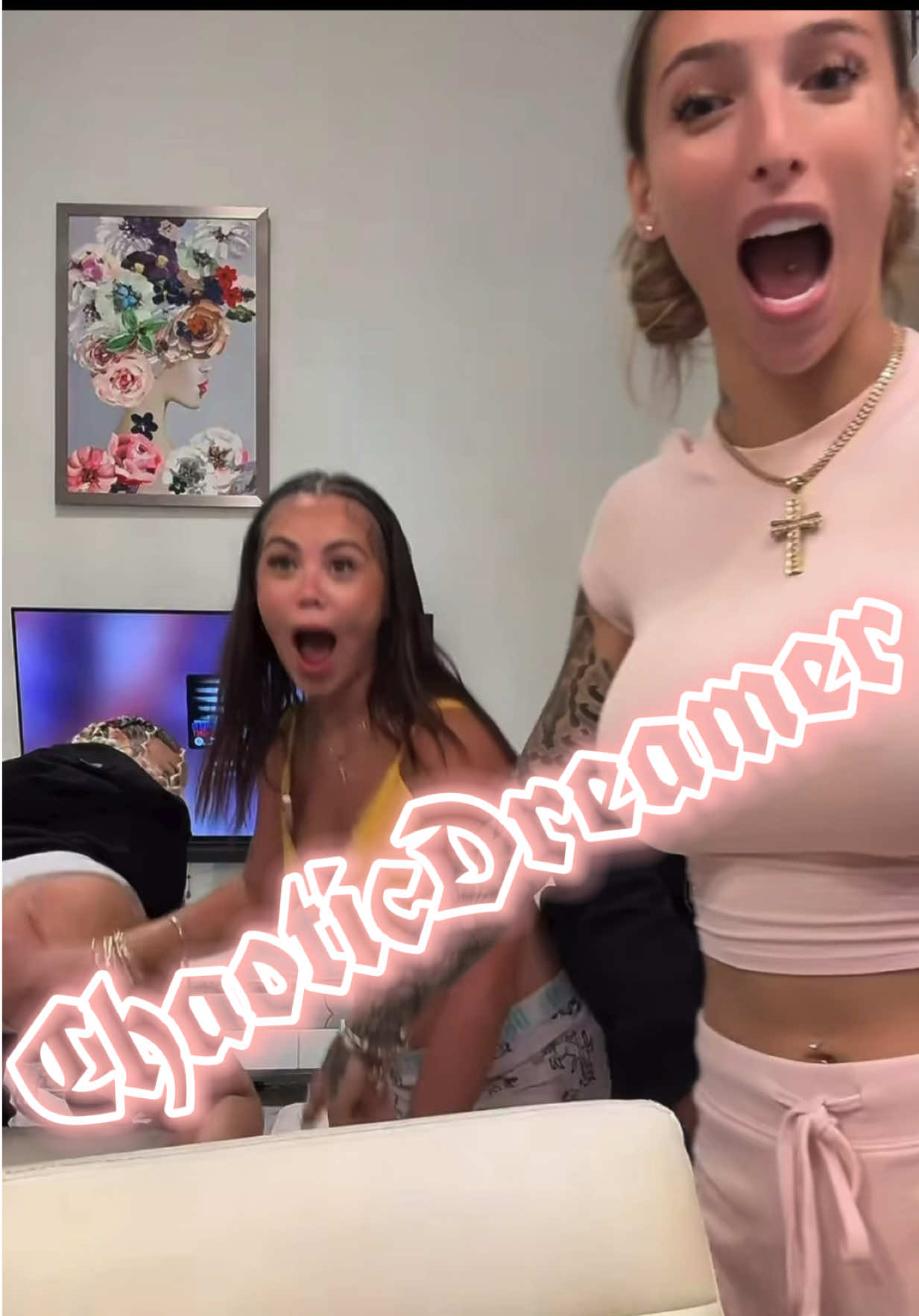 @chaoticdreamer555💦