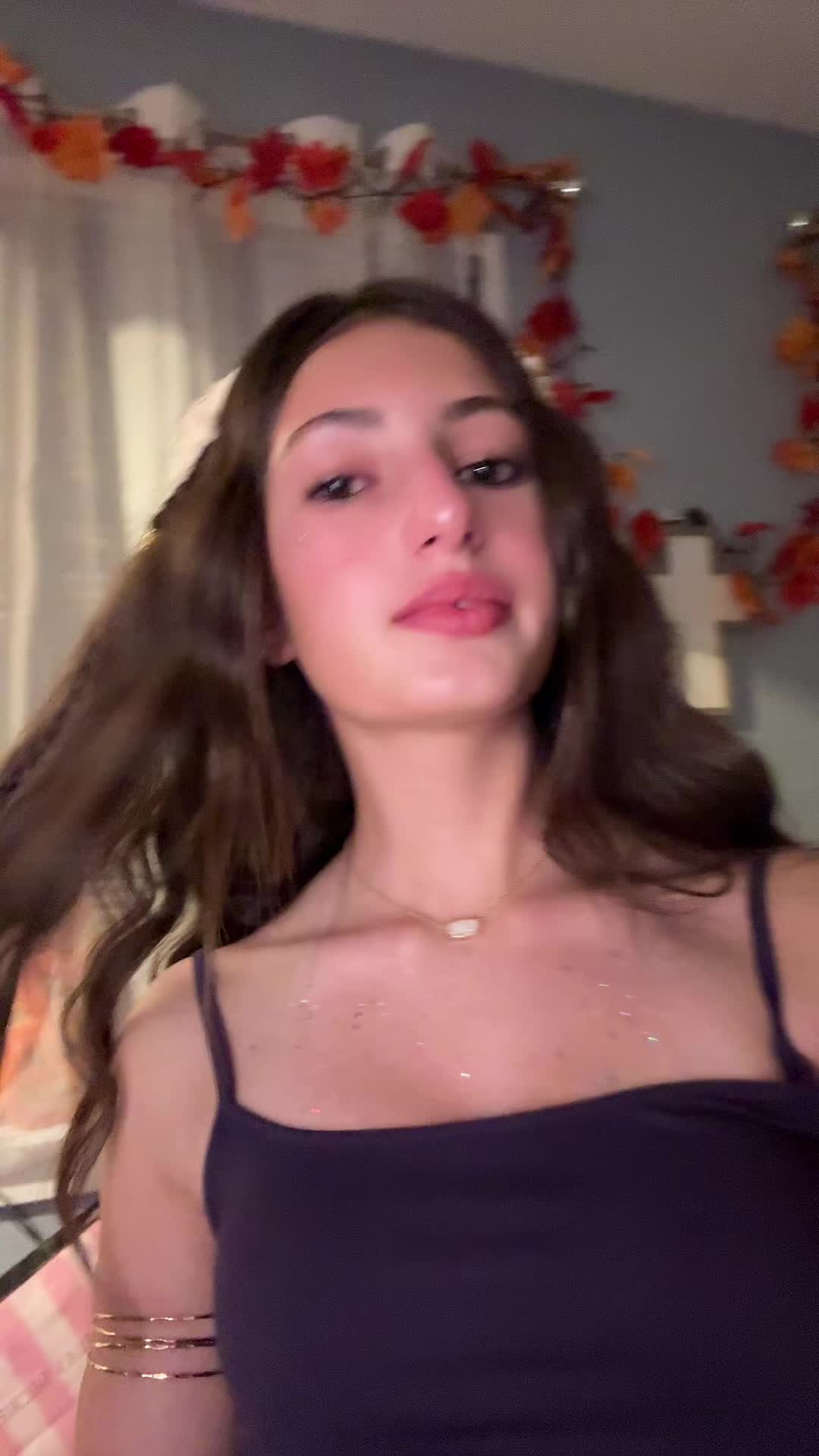 @lessussyheh