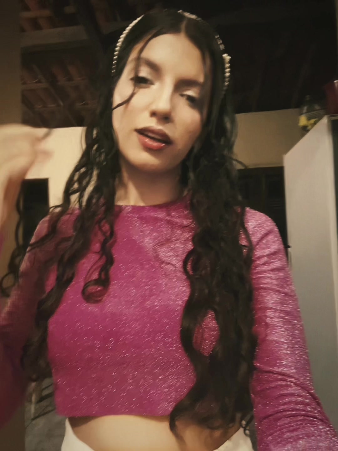 @bella