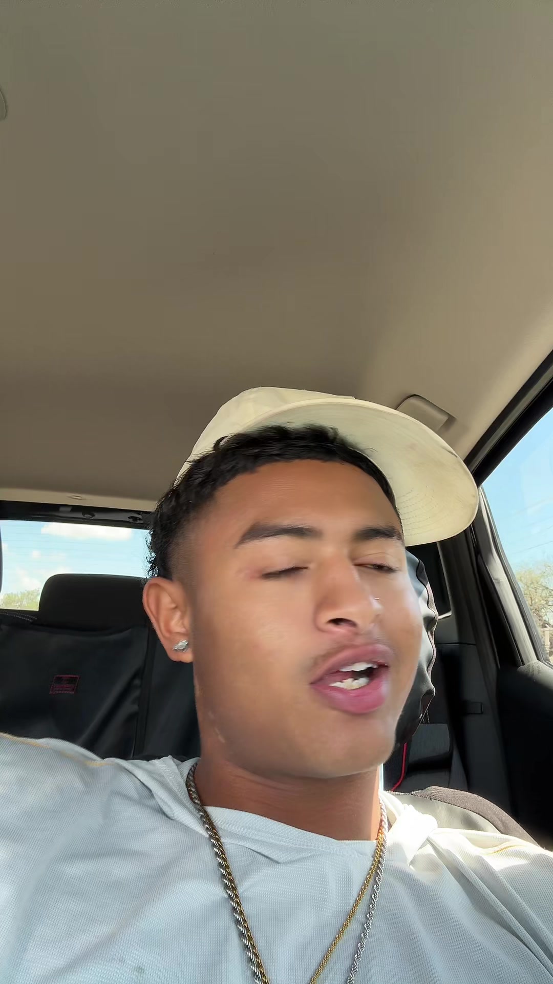 @Lj