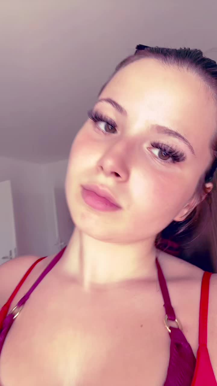@Sude🦋
