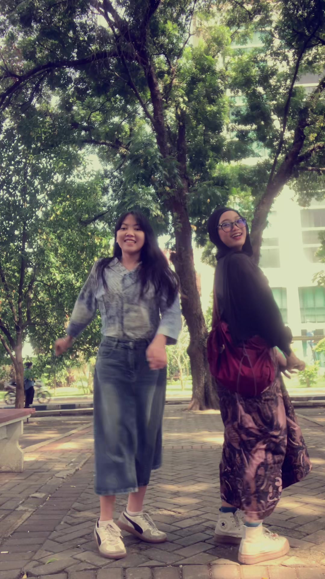 @binarrbiru