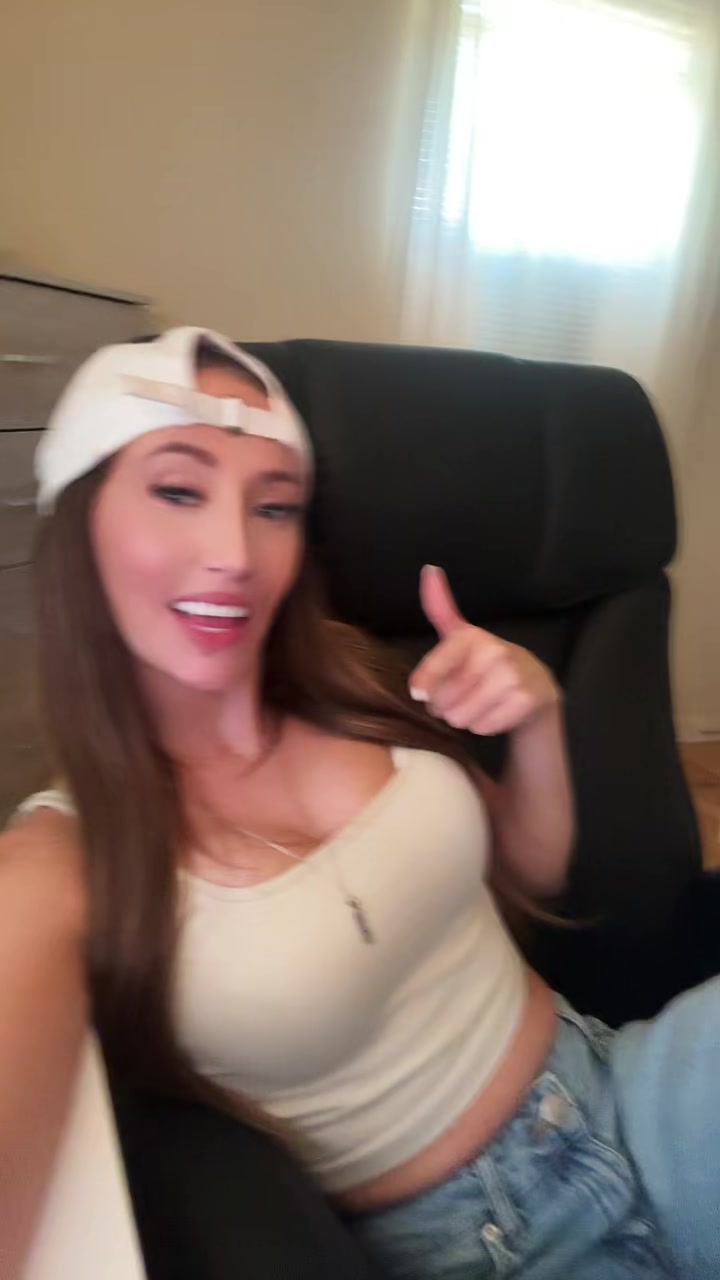 @Jamie_Rose
