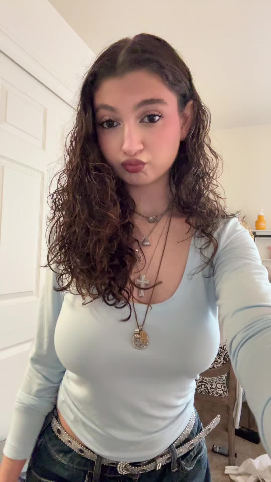 @,