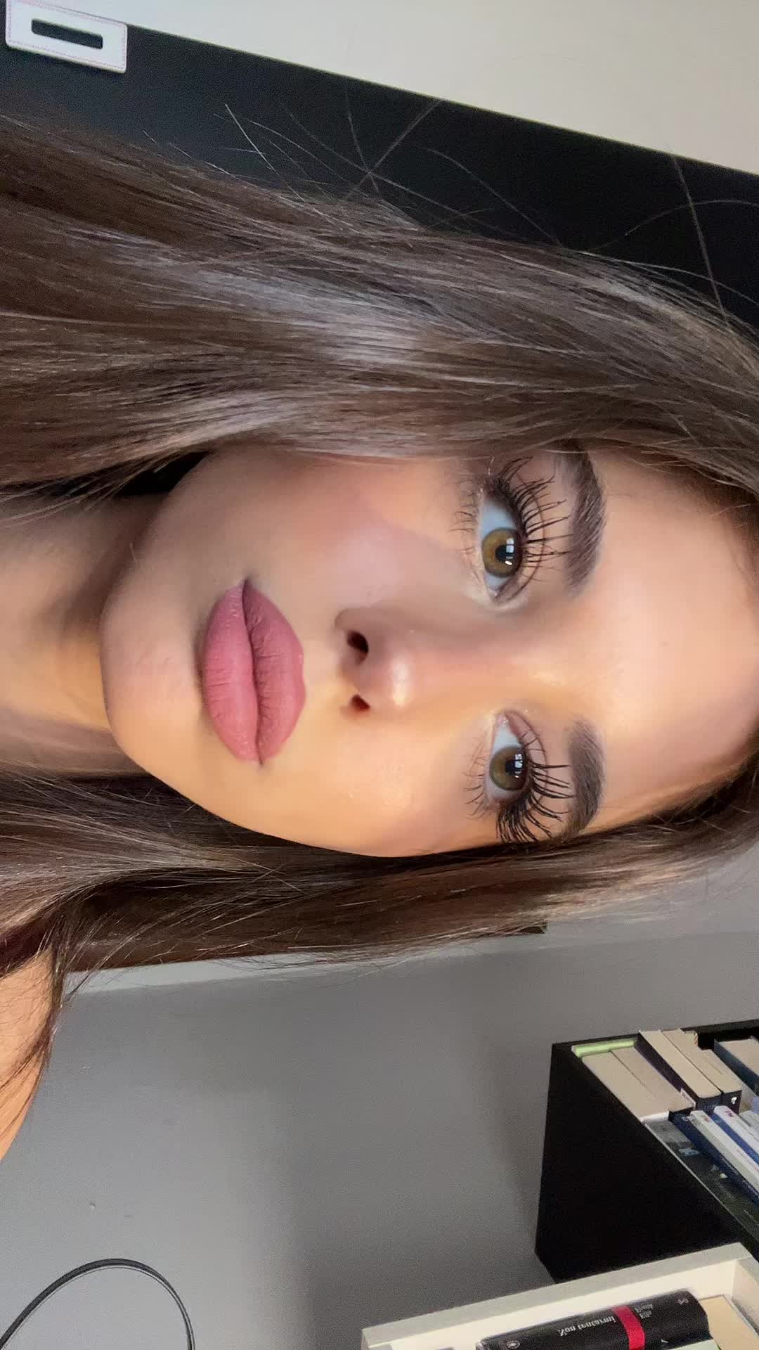 @𝐂 𝐑 𝐈 𝐒 𝐓 𝐈 𝐍 𝐀