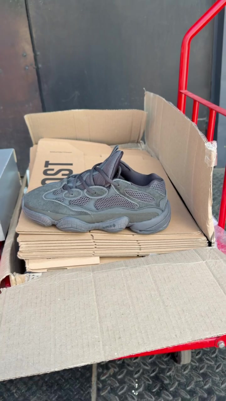 @Магазин Взуття