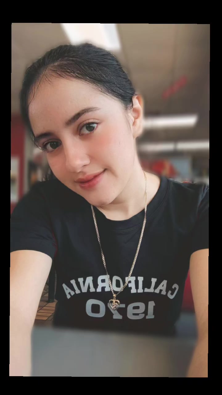 @Krisbel Blas✨