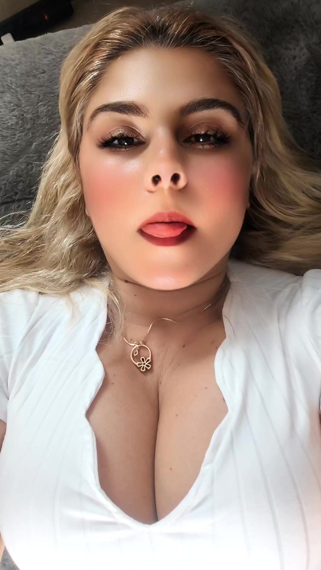 @Claudia Abusada