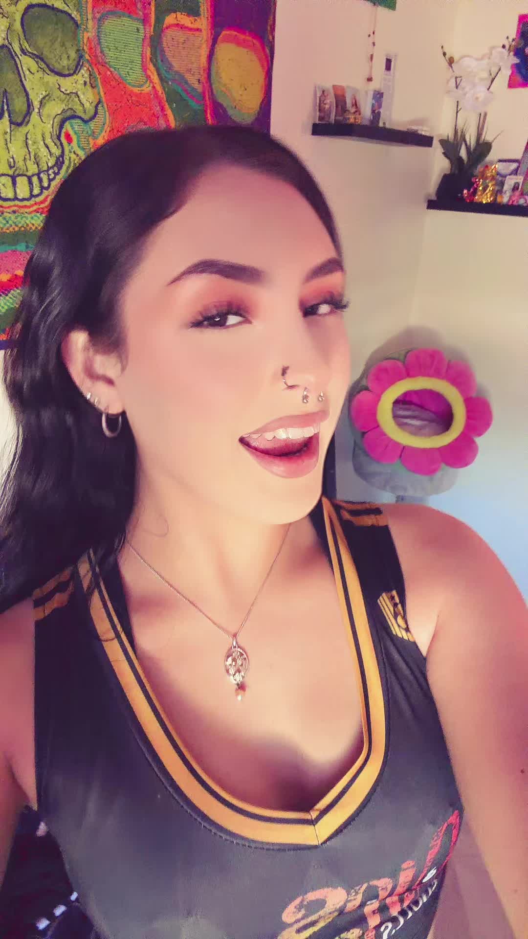 @🪭