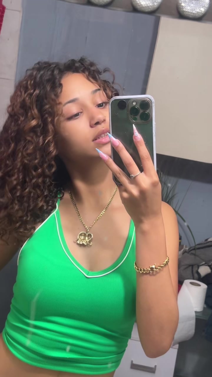 @Pretty rican ๐ด