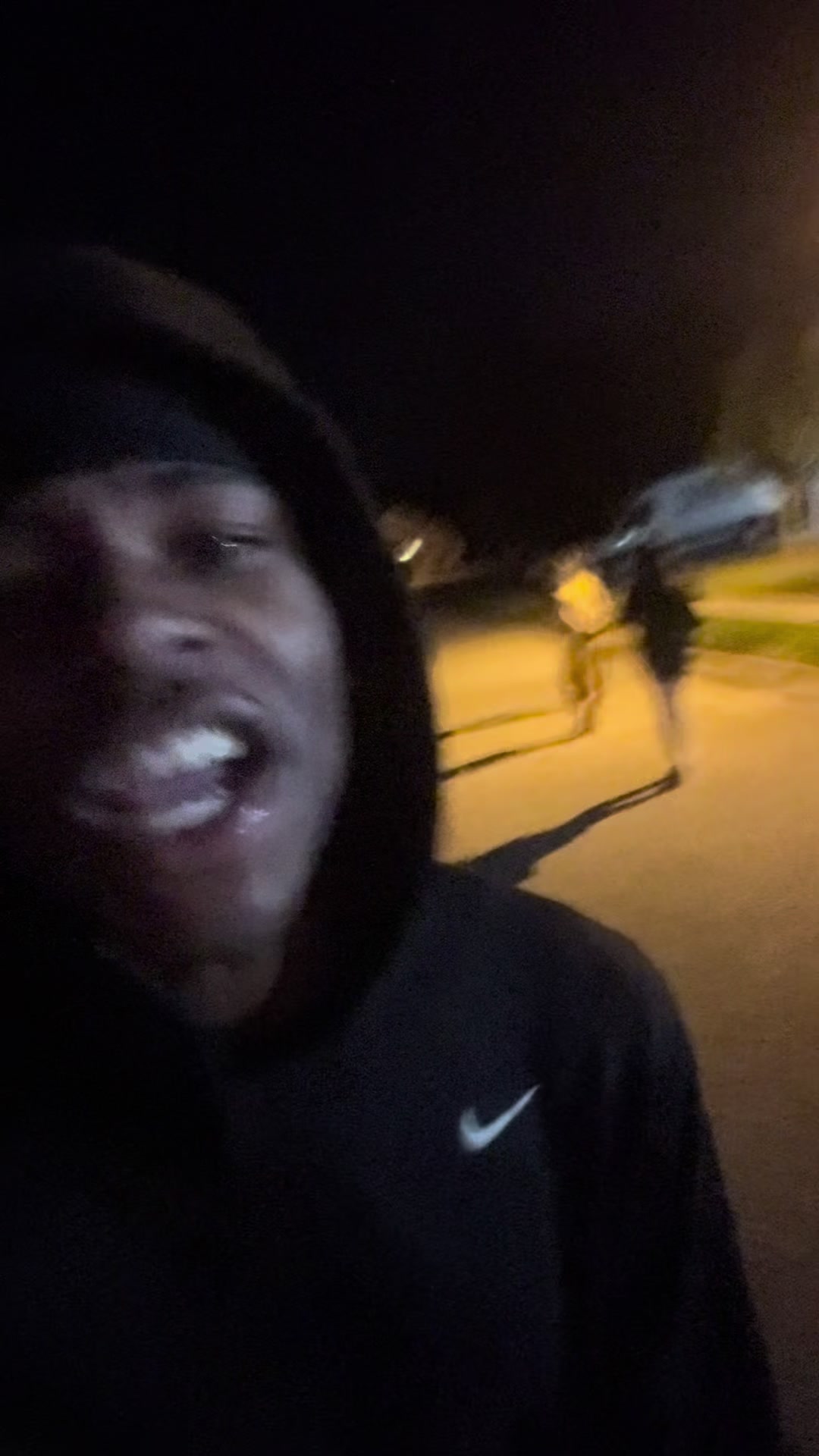 @𝐷1 𝐶𝑅𝐴𝑆𝐻𝑂𝑈𝑇
