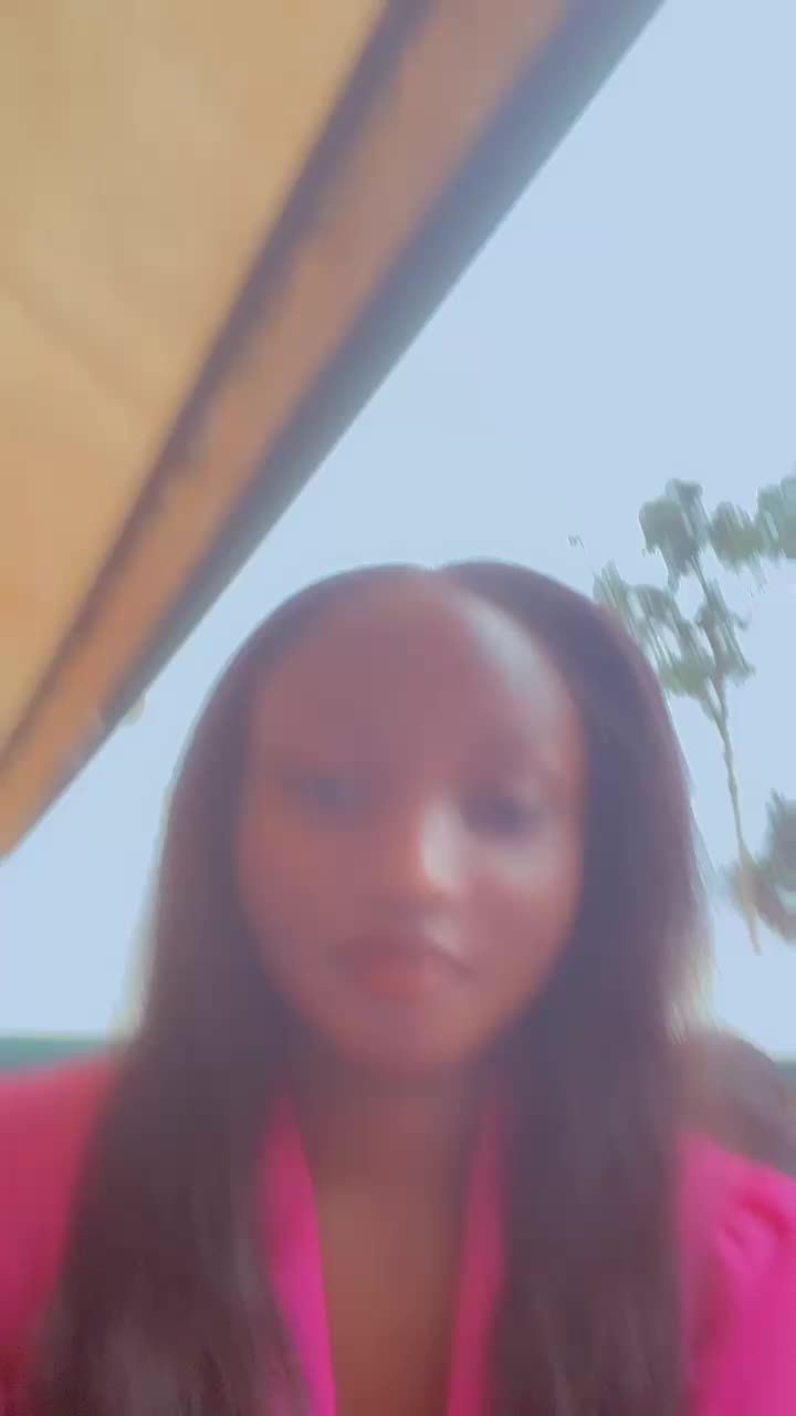 @Vanessa Vak