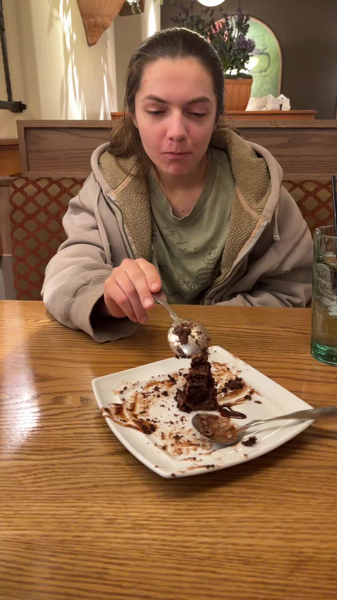 @Lis