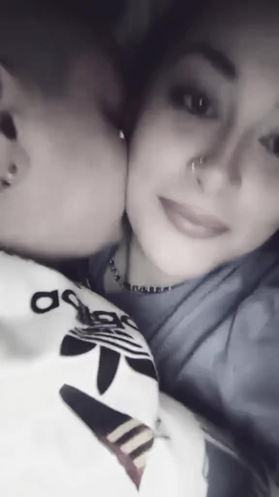 @Miickaa💜🏳️&zwj;🌈
