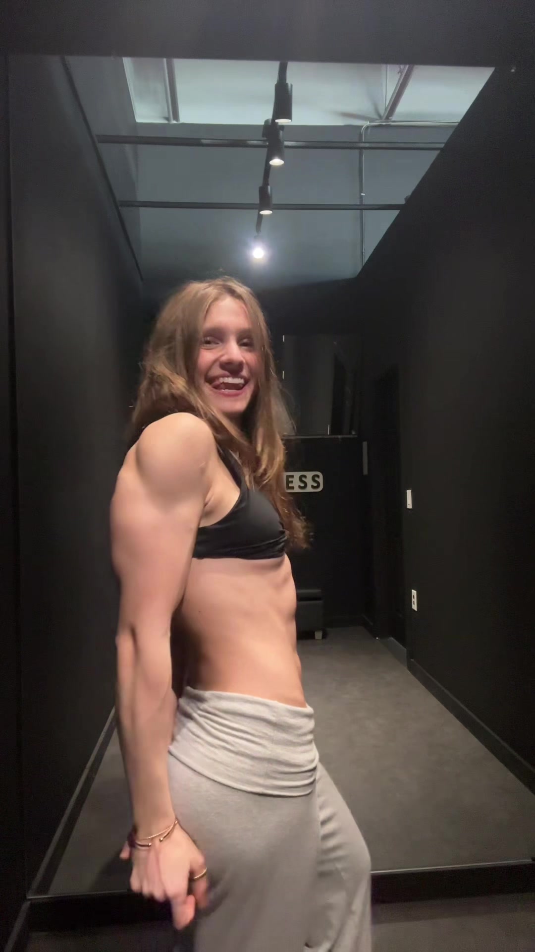 @leonaaaaaaaaa09