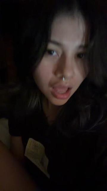 @oohlastella