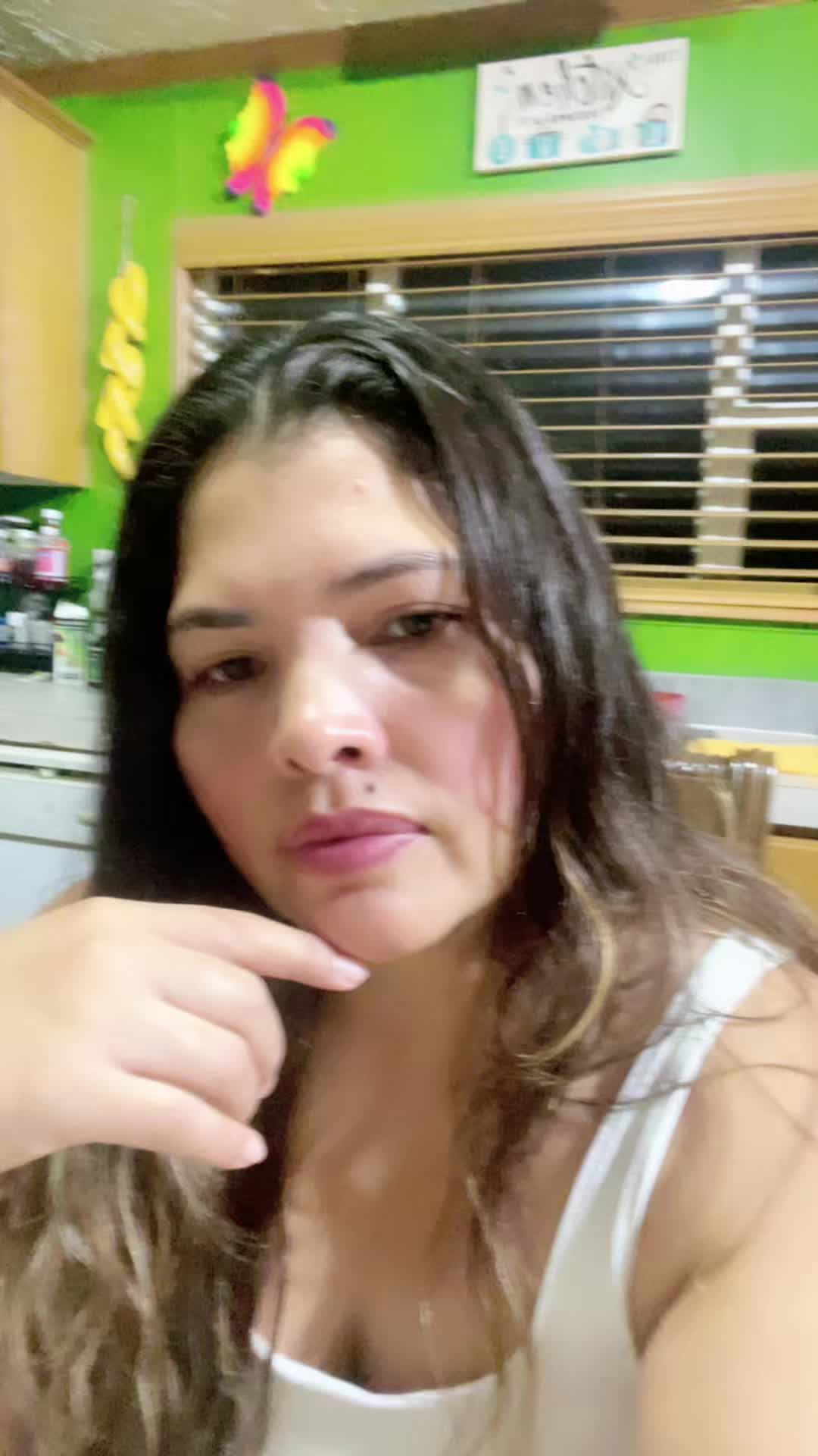 @Emely Flores