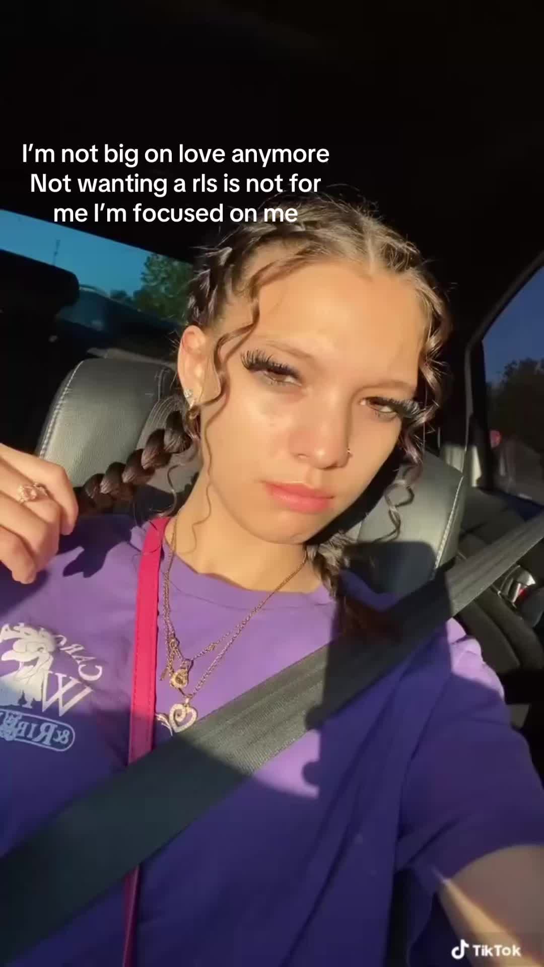 @pretty.girlbella