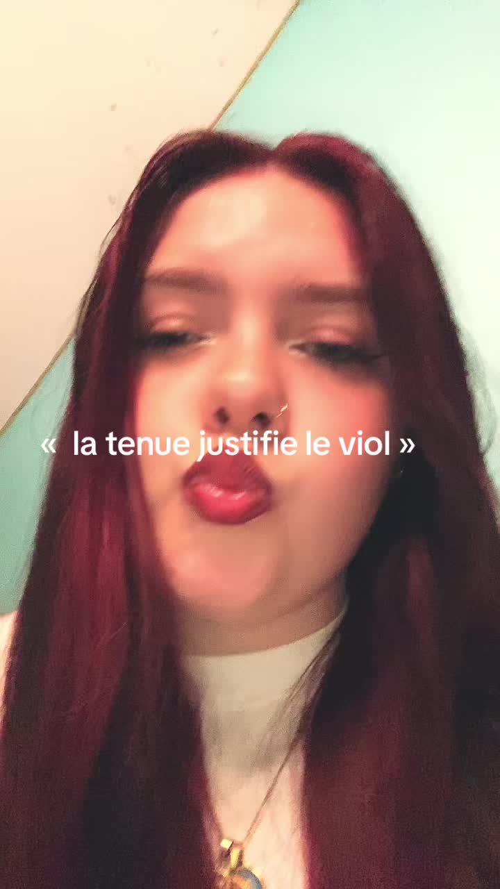 @k̸e̸l̸l̸y̸