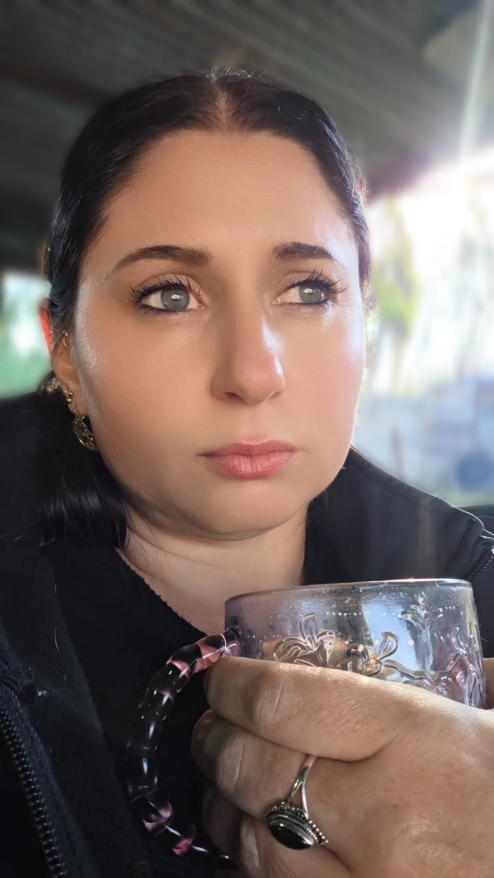 @Nadia Bratk&eacute;