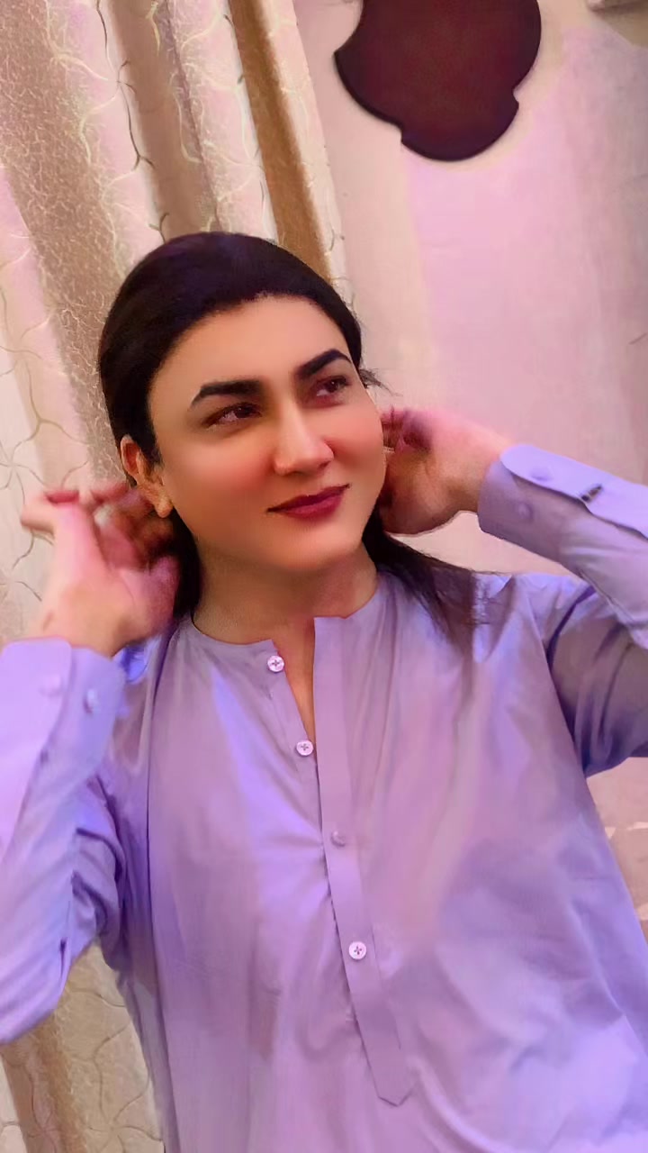 @Only🥵Madihaa