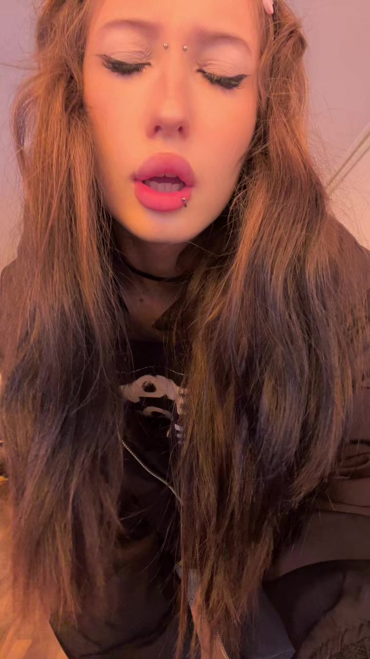 @Саш🐈⬛
