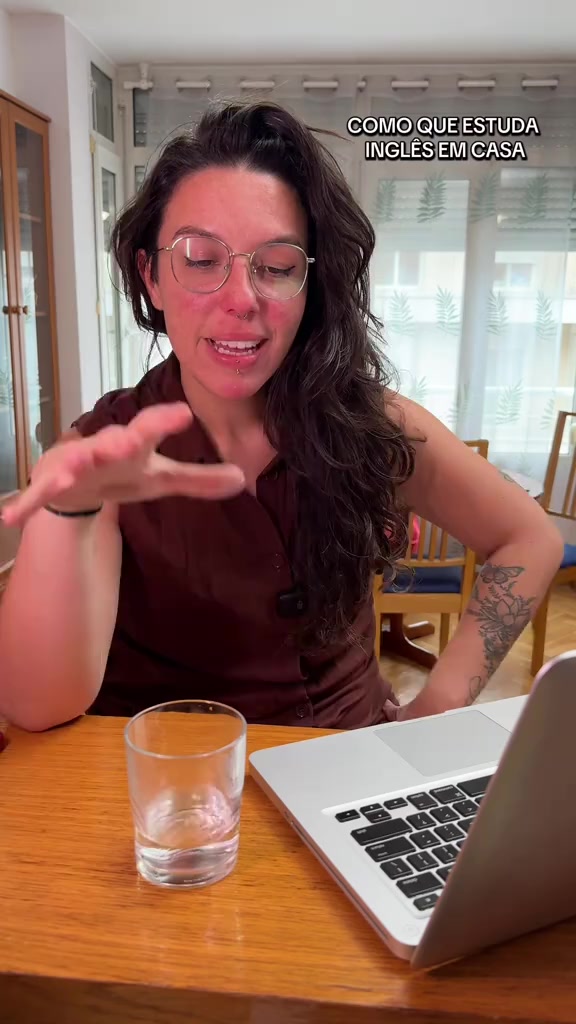 @B&aacute;rbara Mola | Ingl&ecirc;s