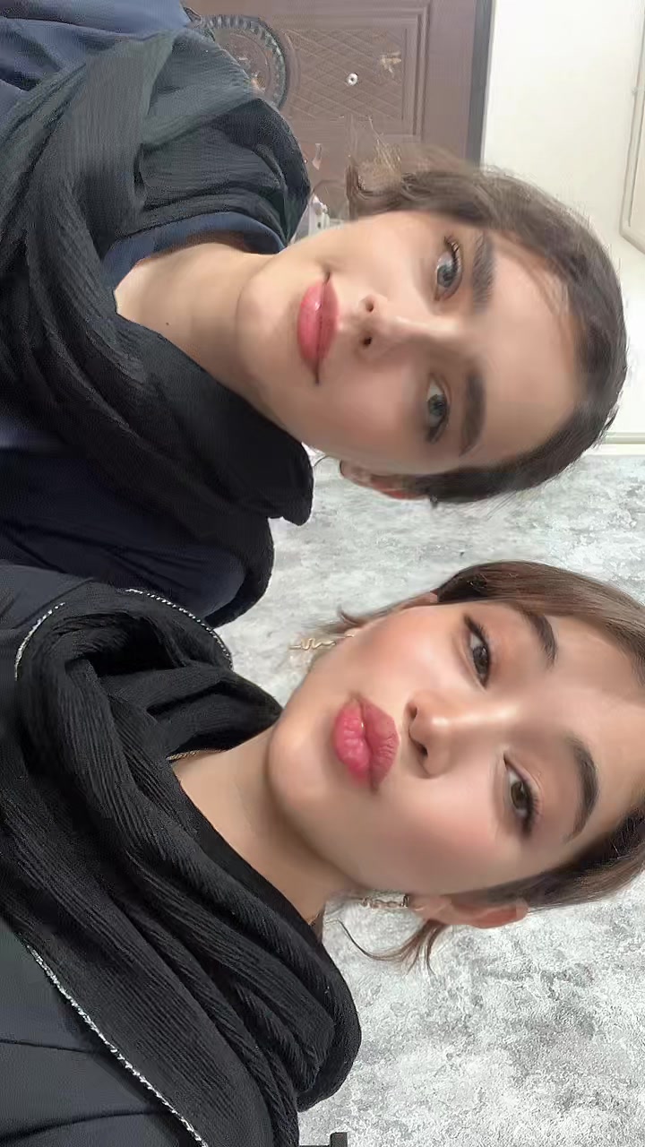 @𝓩𝓲𝔃𝓲🍒