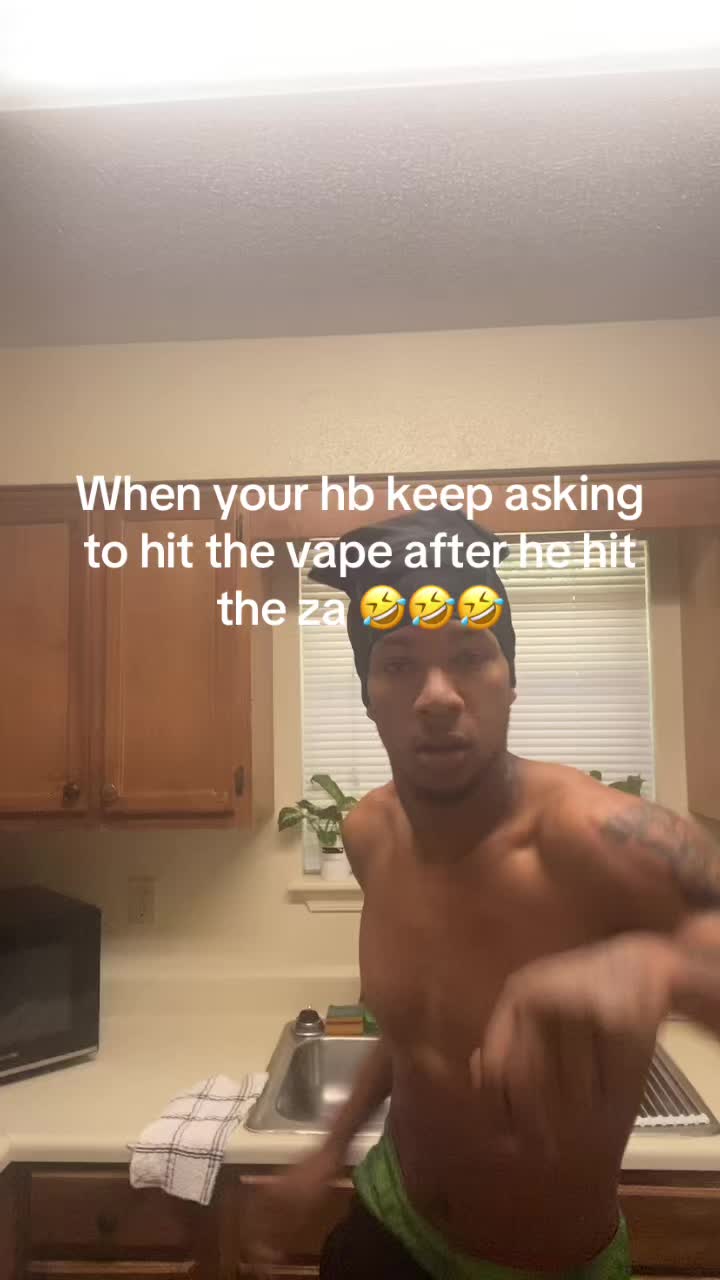 @Tay🎸.