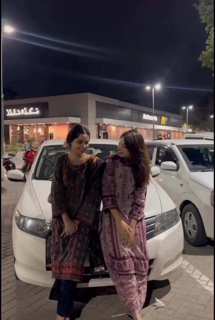 @Irza ❤️💕