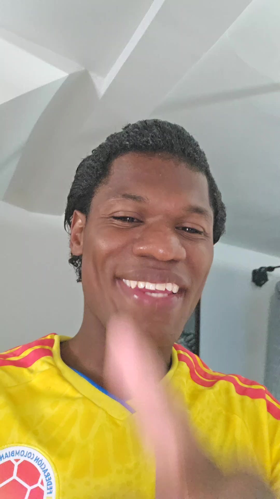 @JÓVENES HOY 777
