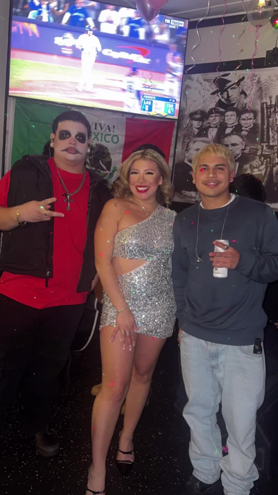 @꧁ Laurita Garza 👸🏼꧂