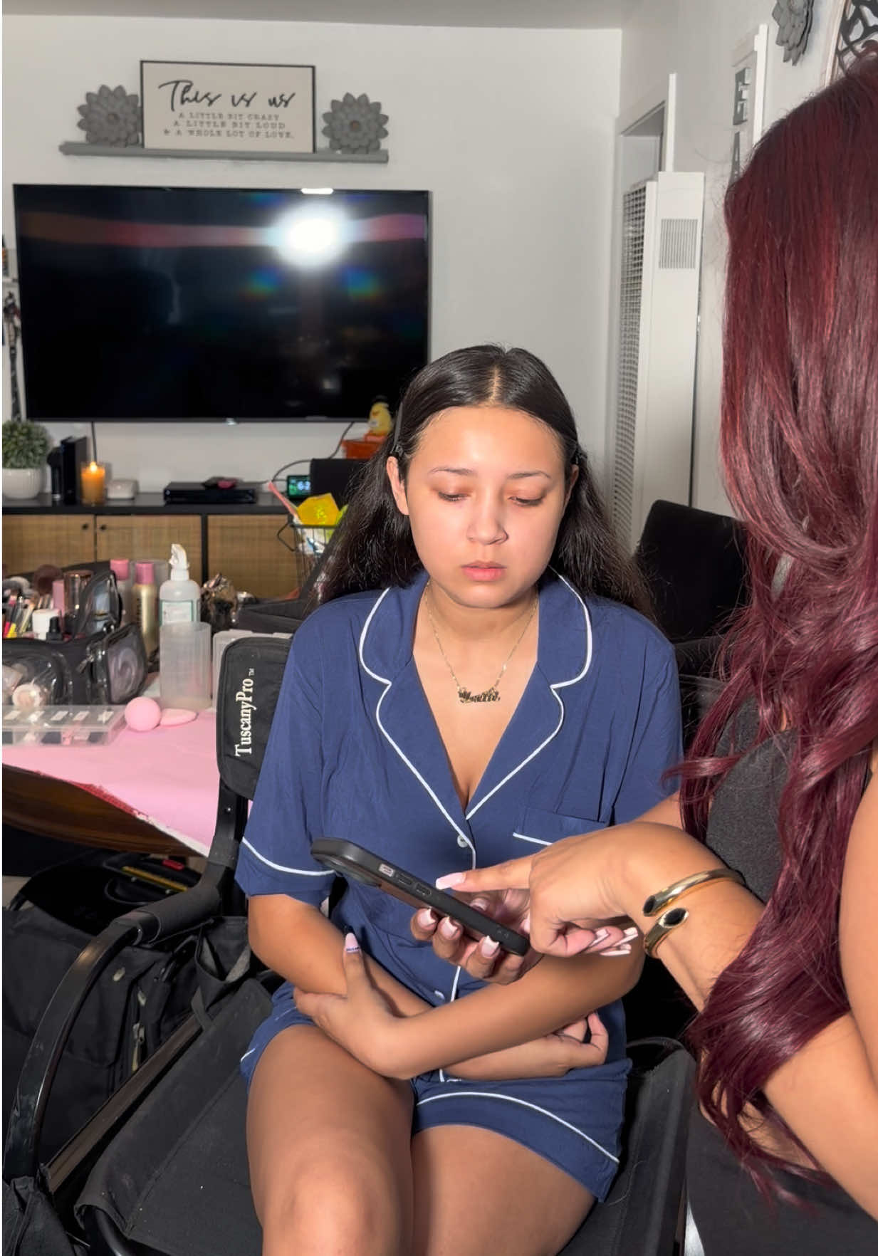 @MakeupByLoveAndrea