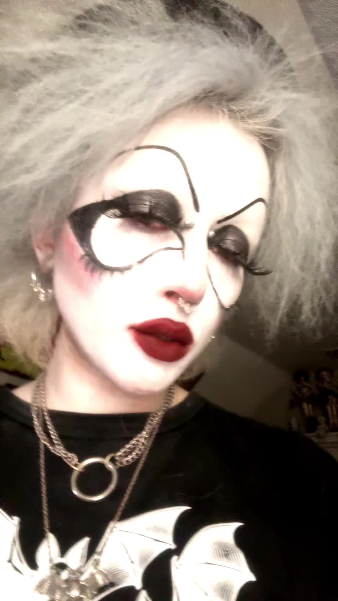 @dollygoth666