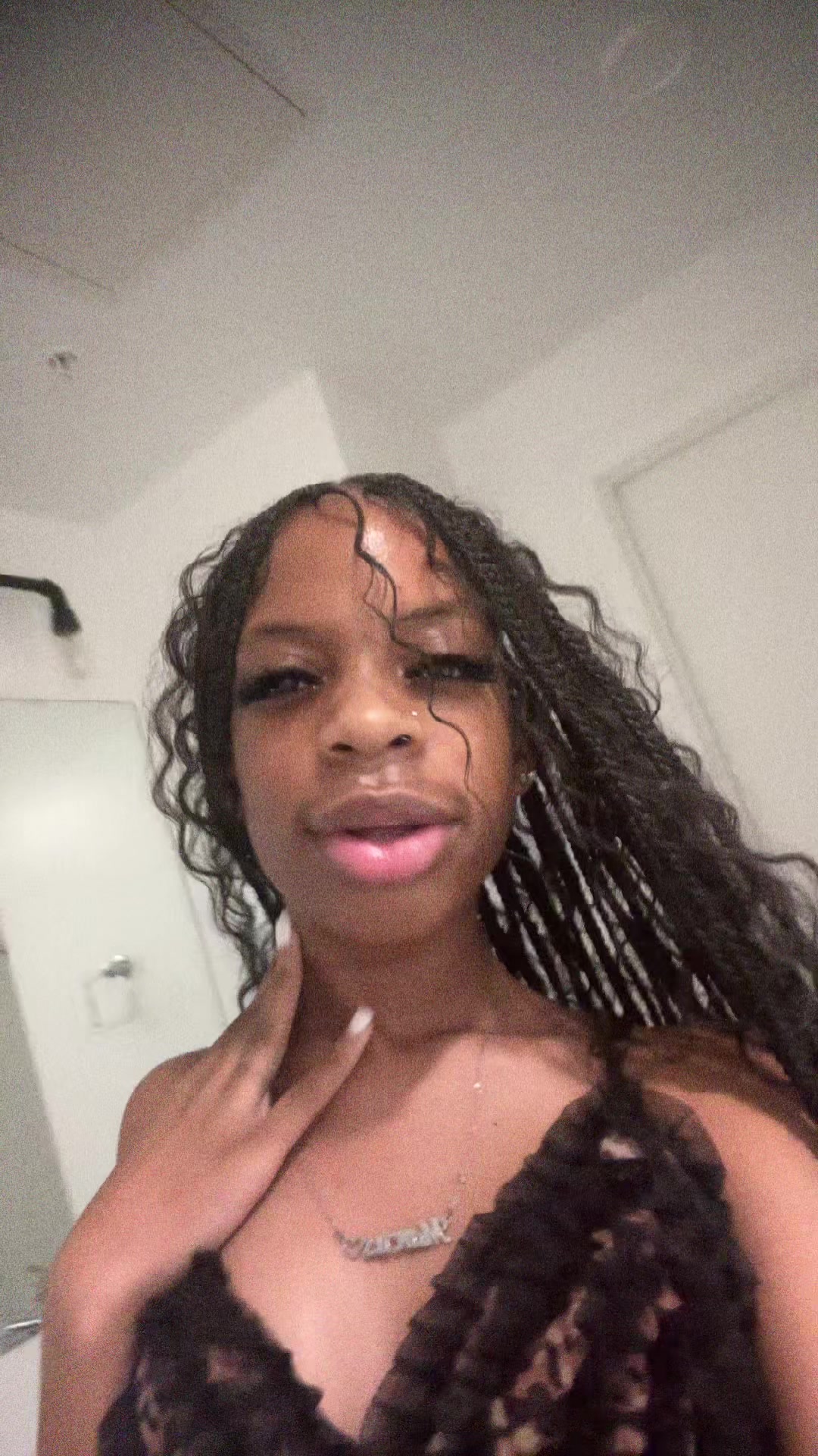 @★