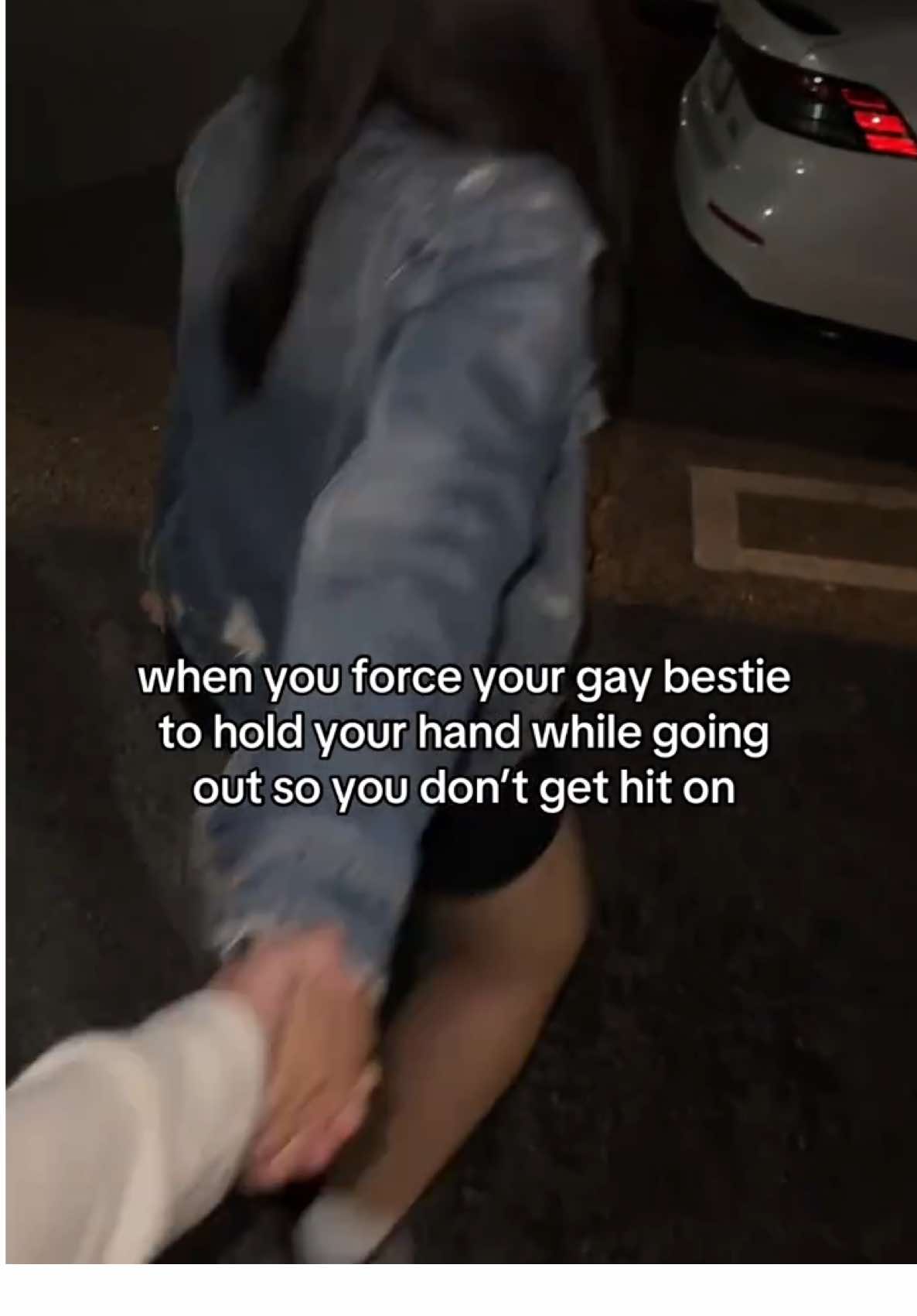 @versacericka