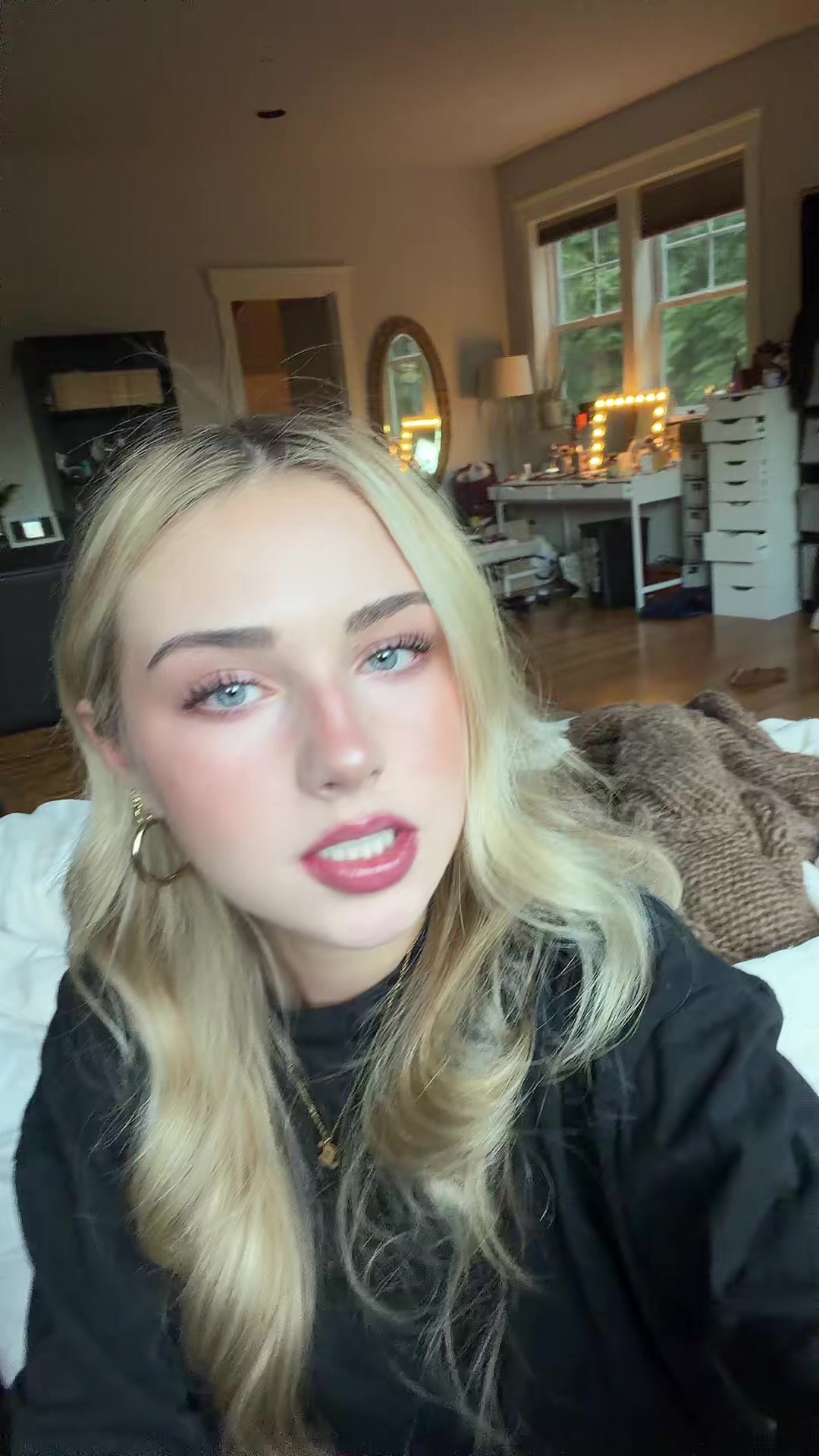 @anna