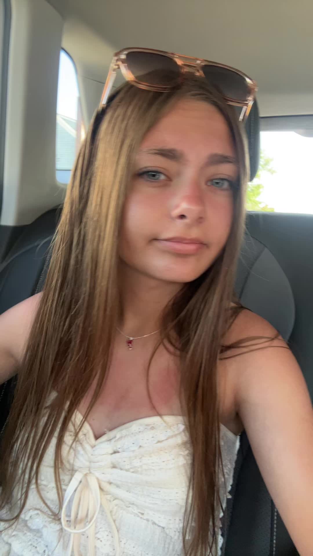 @Livi.🤍💋🥎