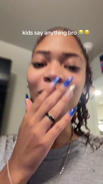 @LYRĪC 🧚🏽♀️