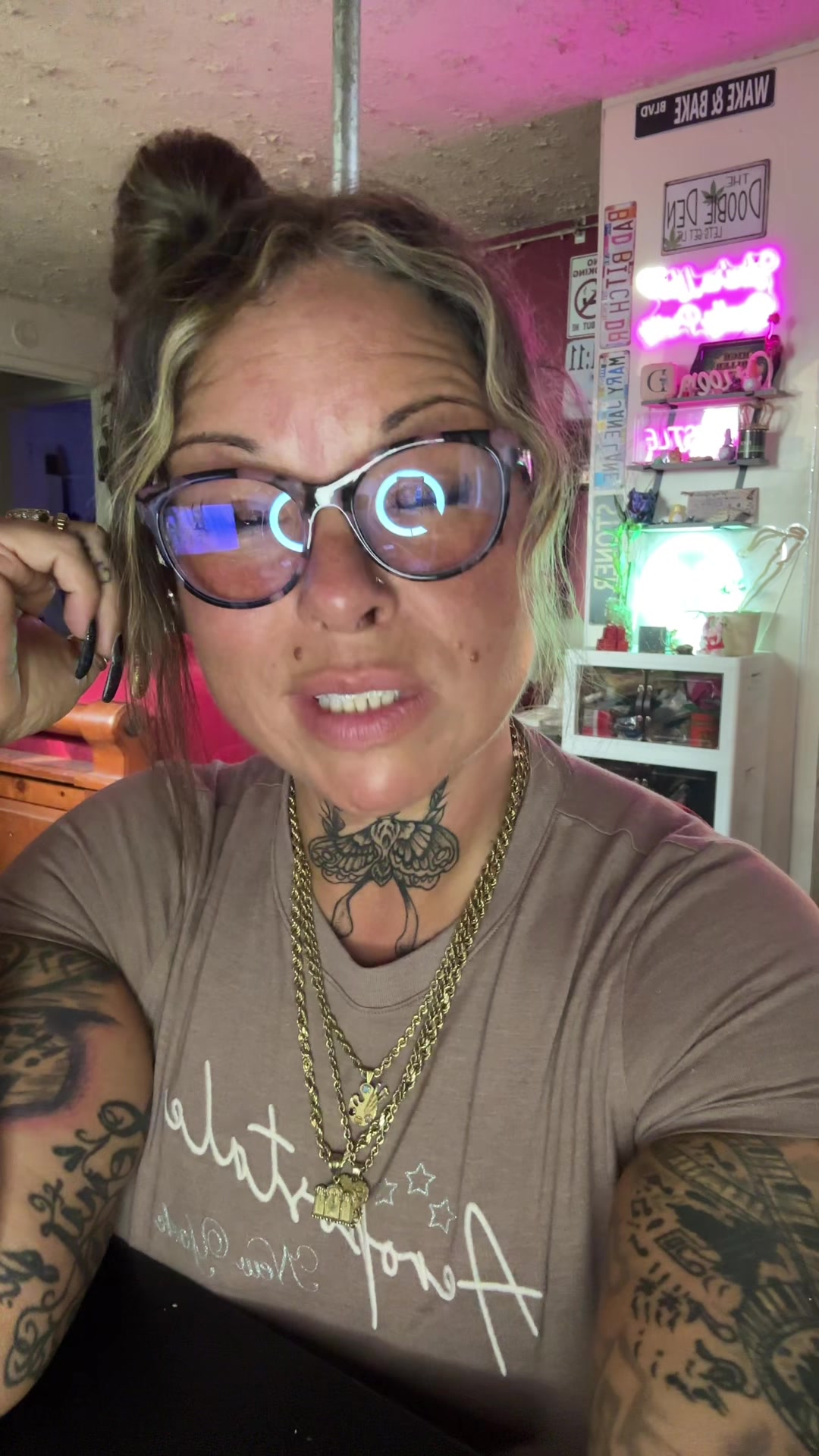 @Tattedstonermom🫧🤞🏼