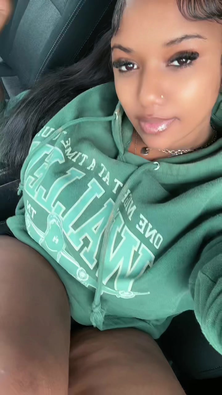 @beautifulthugg3rgirll
