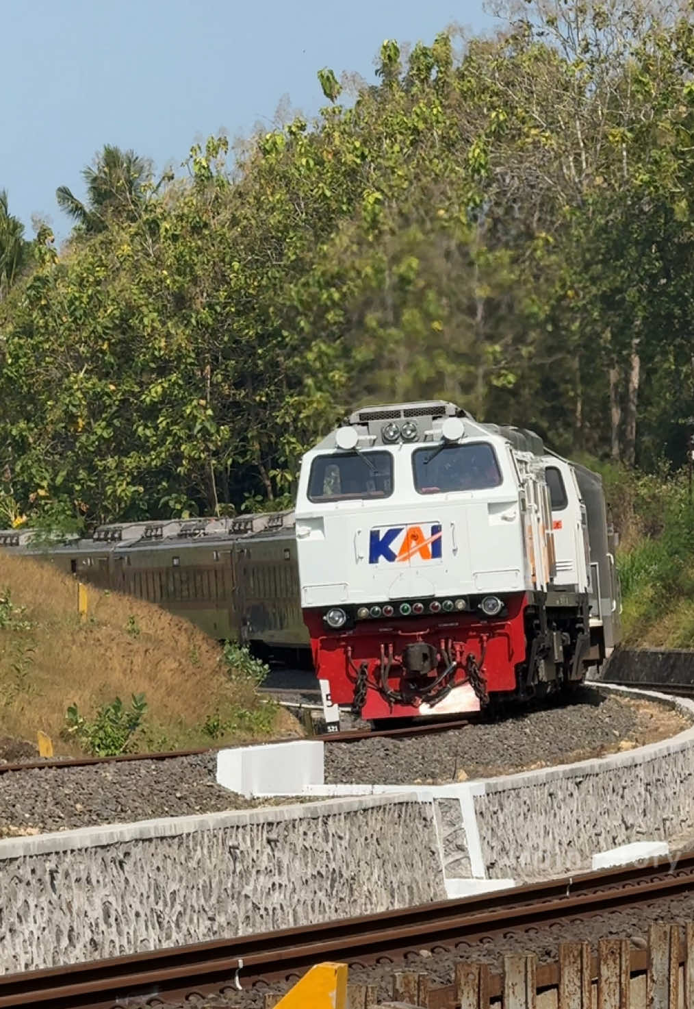 @Train_Story