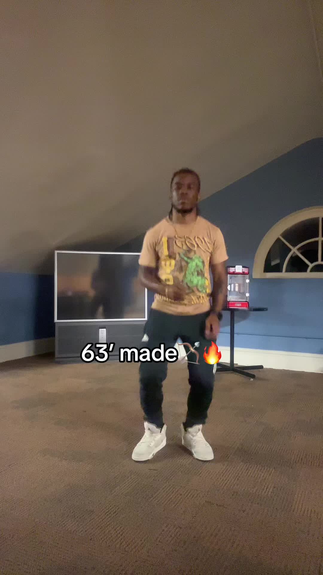 @M1kkee__