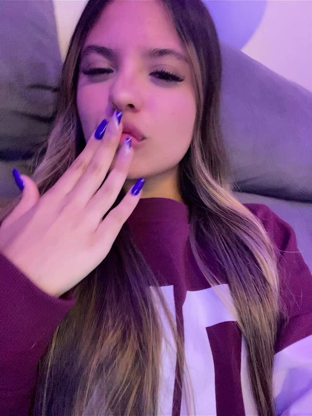 @m.