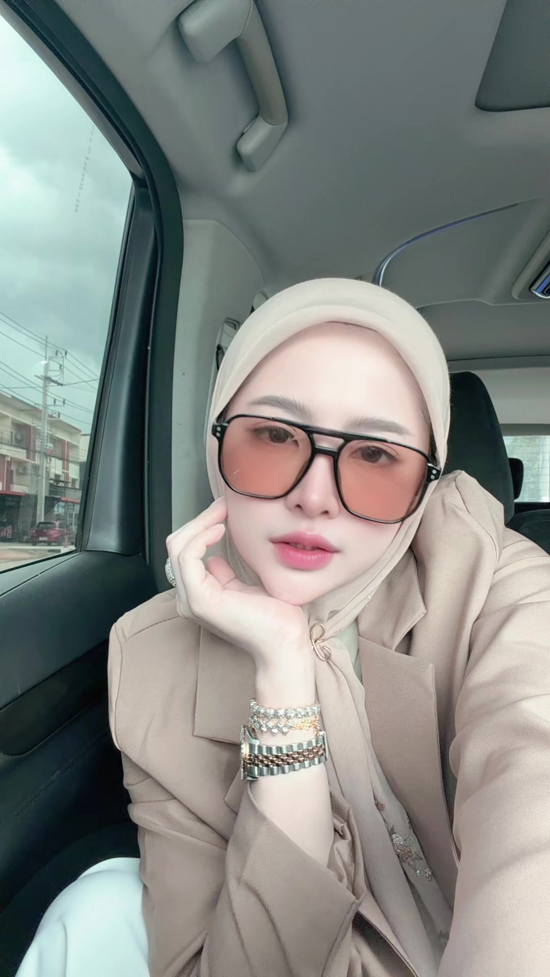 @MAALIN KOJIC