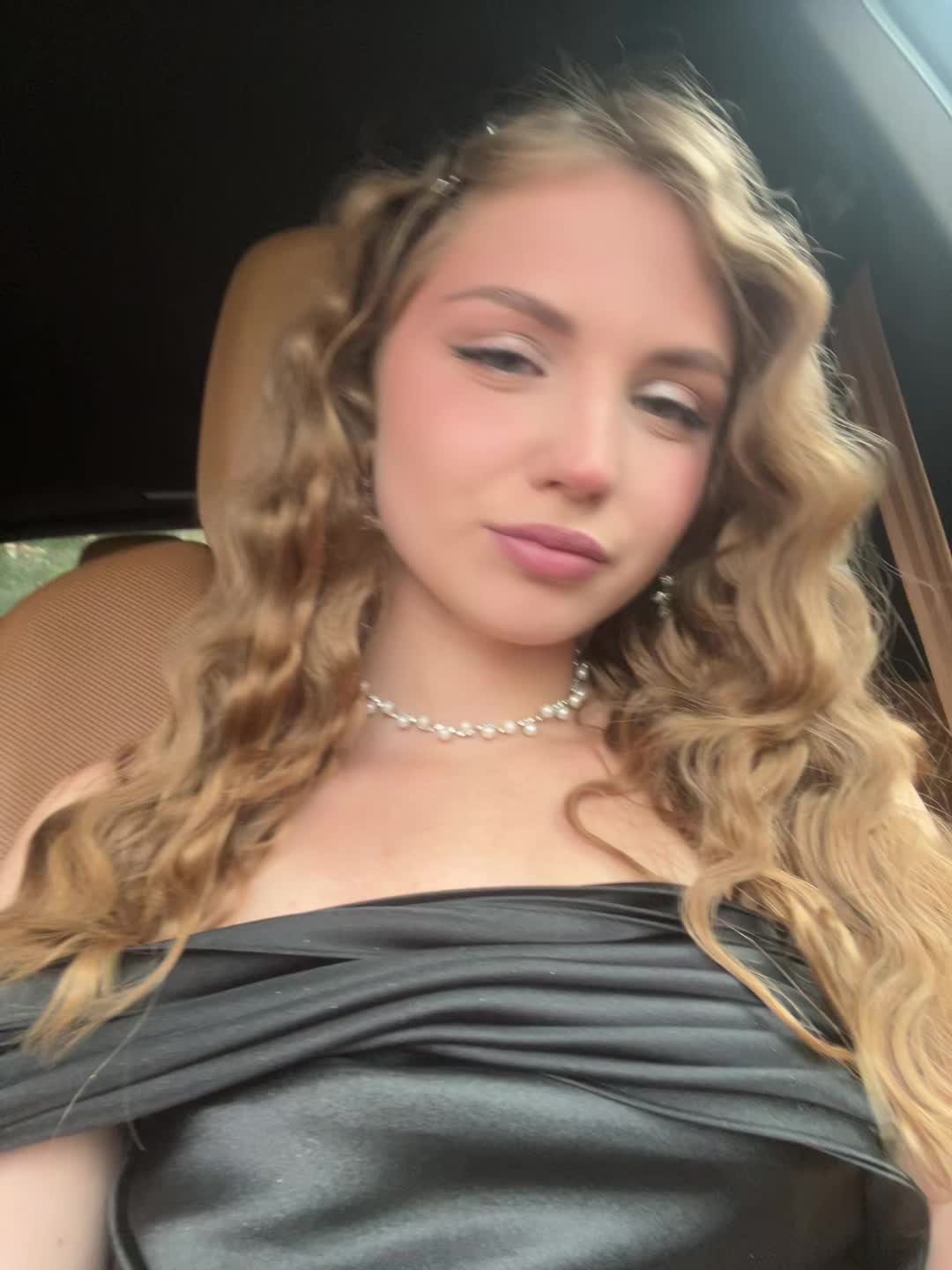 @qwijuqqo