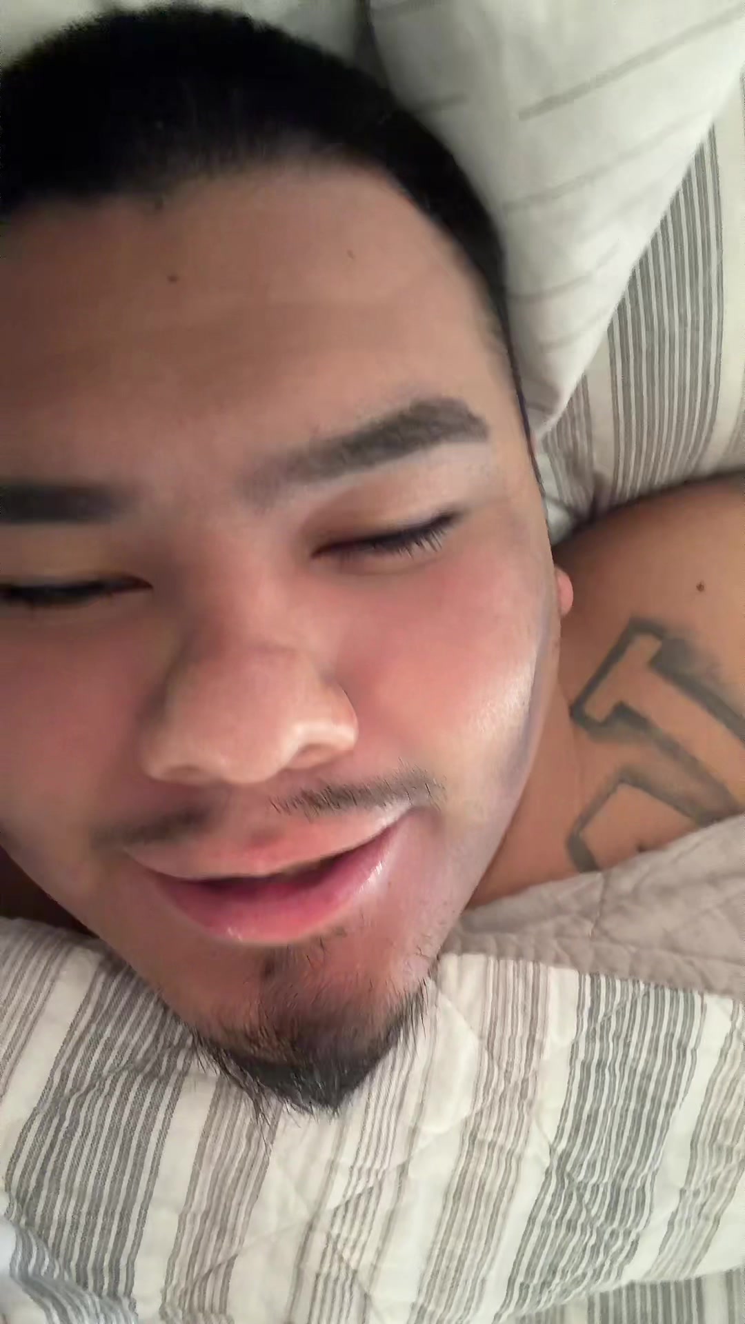 @DoKnows_