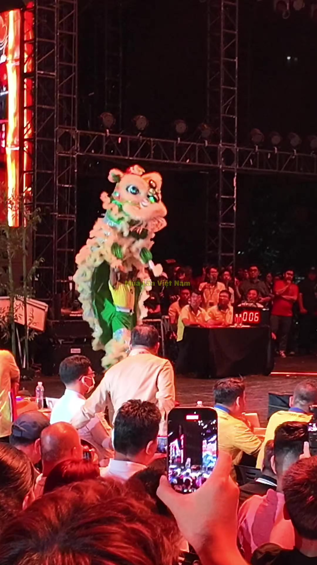 @M&uacute;a L&acirc;n Việt Nam 🇻🇳