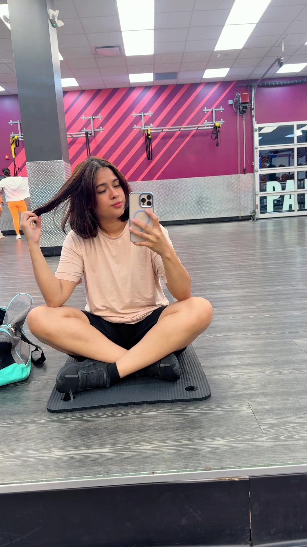 @Nada🤞🏼